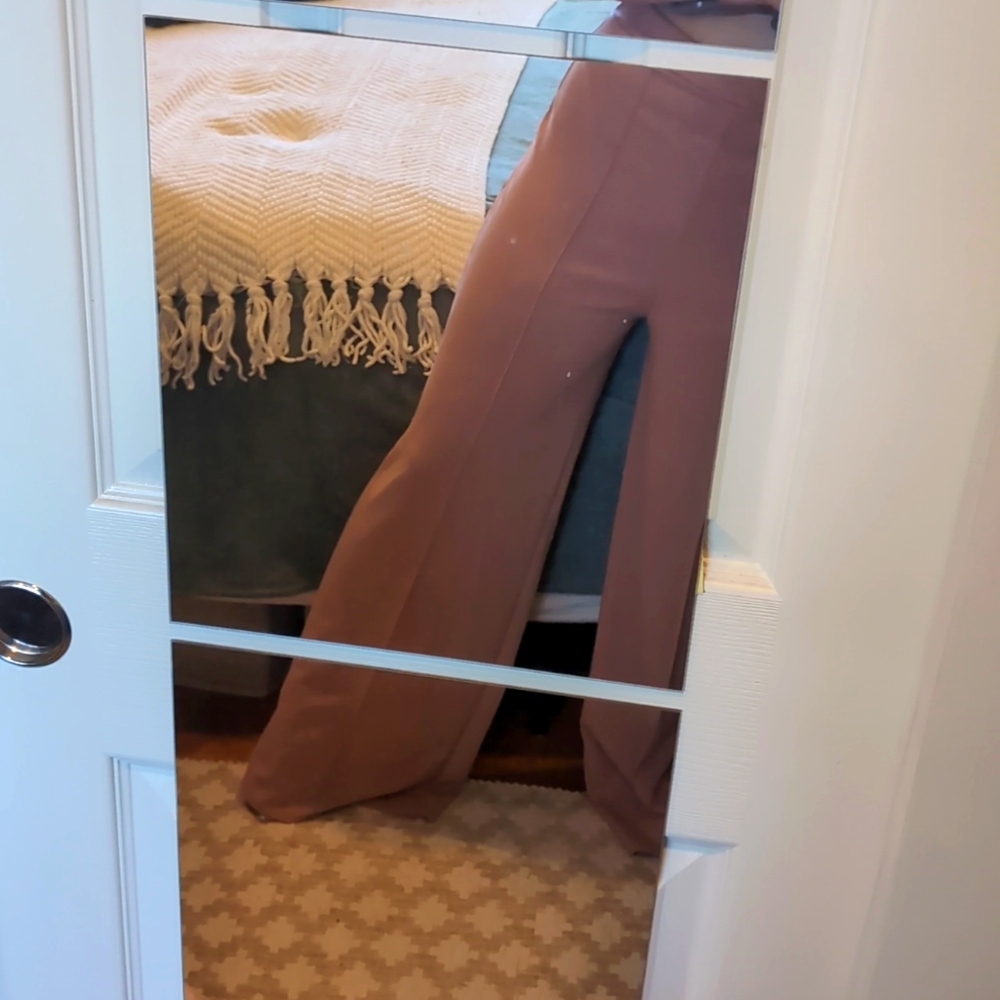 Pink slacks - Picture 7 of 8
